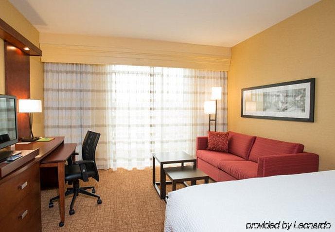 Courtyard By Marriott Cincinnati Midtown/Rookwood Kültér fotó