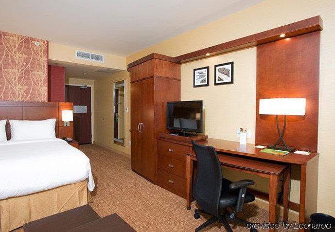 Courtyard By Marriott Cincinnati Midtown/Rookwood Kültér fotó
